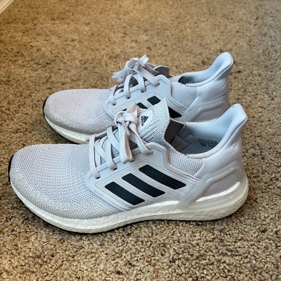 adidas Shoes - Woman’s White/Gray Adidas Ultraboost